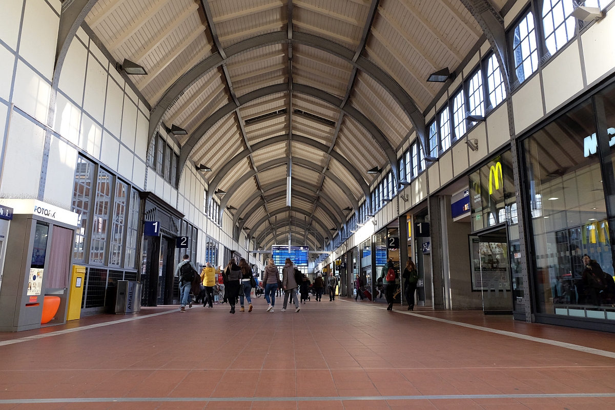 Lübeck Hauptbahnhof - Bahnsteigüberführung