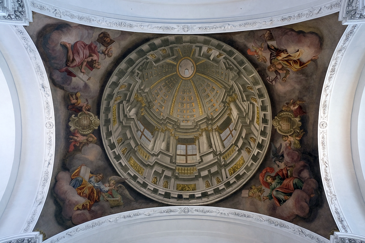 Deckenfresko in St. Martin – die Kirche direkt beim Grünen Markt