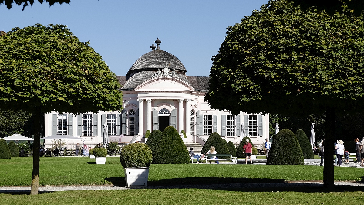 Melk · Stiftspark mit Gartenpavillon
